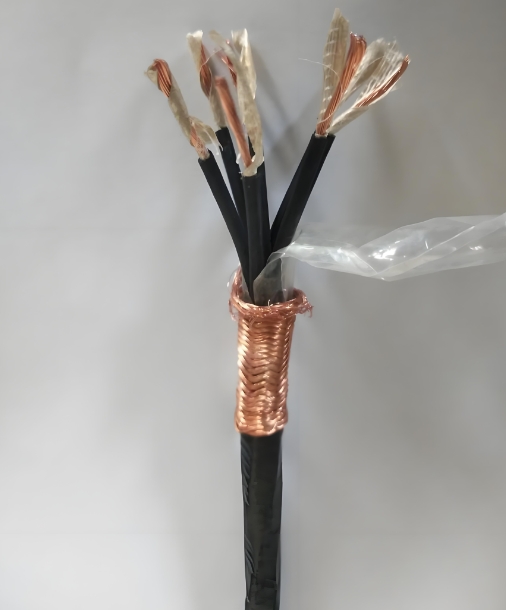 金聯(lián)宇電纜分析電纜護(hù)套越厚質(zhì)量就越好嗎？其實(shí)不然！.jpg